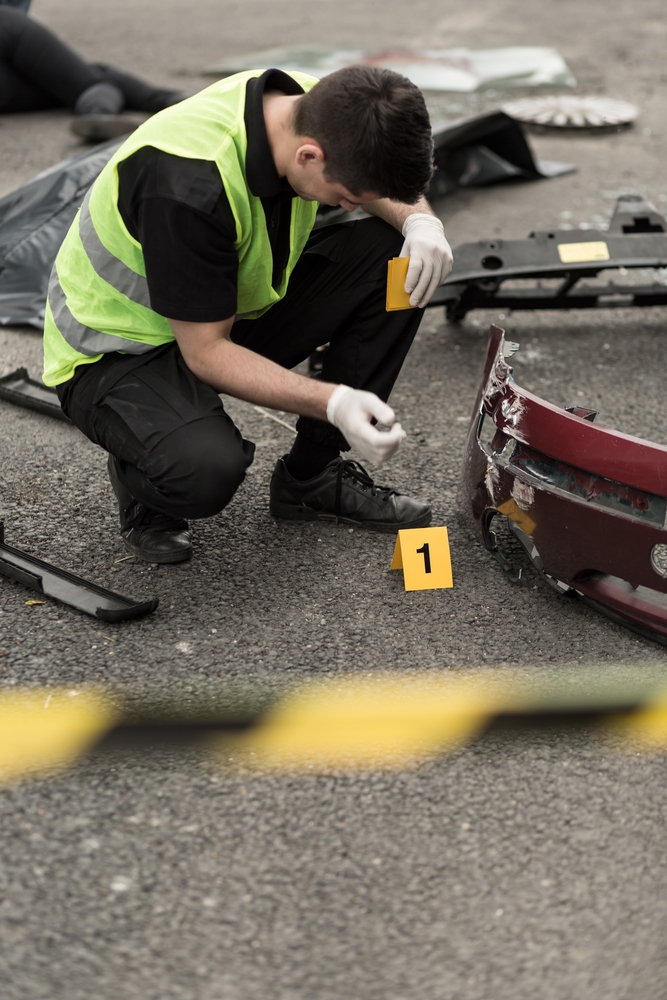 Expert numbering evidence at the scene of a car crash